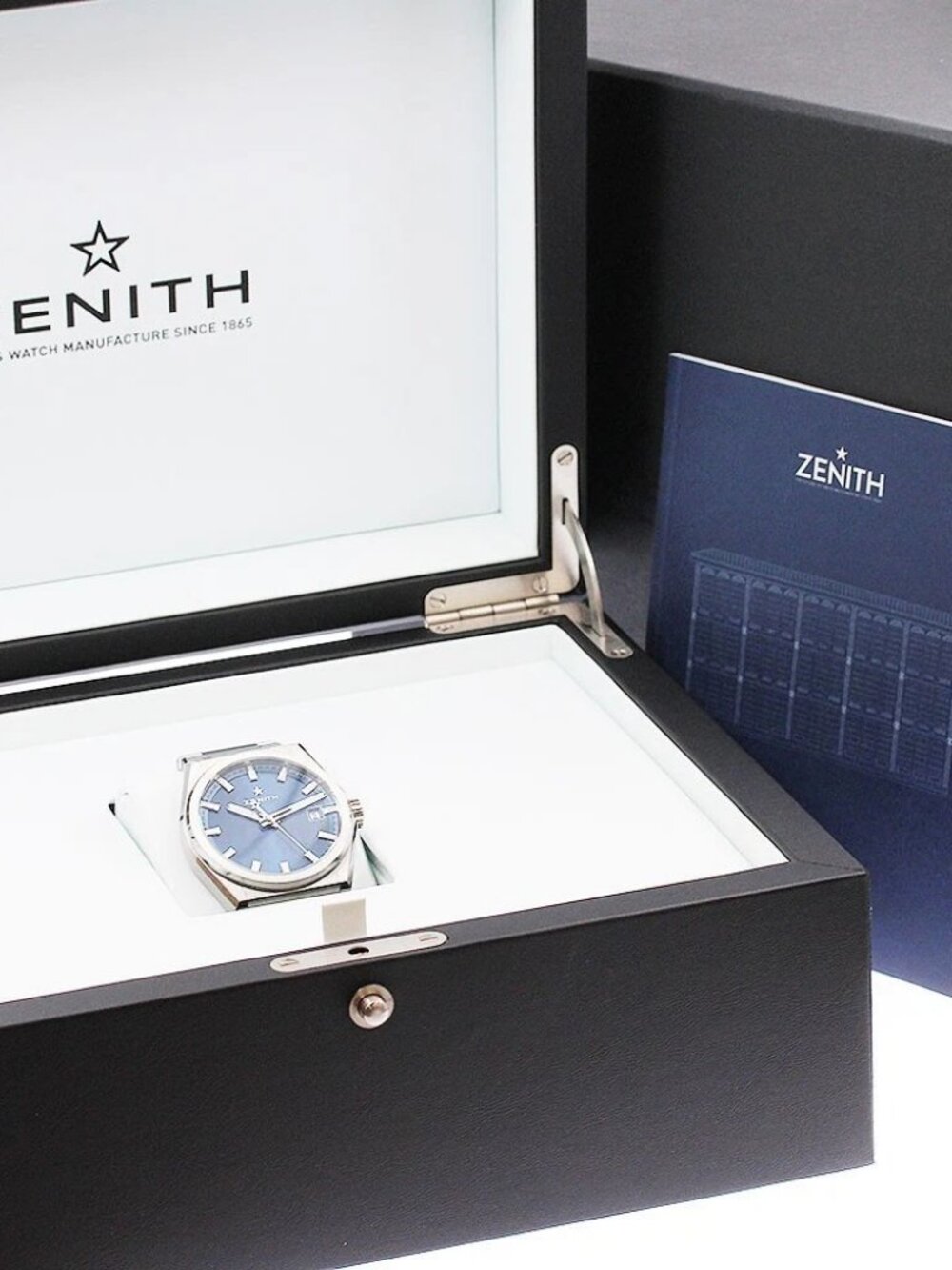 ZENITH Defy Classic - Picture 2 of 12